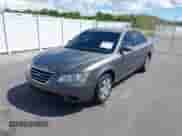 2010 Hyundai Sonata GLS z VIN 5NPET4AC6AH649660, wystawiony jako IAAI lot #43071819 z przebiegiem 181 592 mil mil oraz . Historia ofert i sprzedaży dostępna na DreamBid. Obrazek 2.