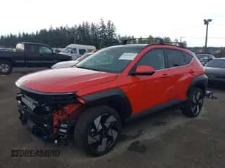 2025 Hyundai Kona Limited z VIN KM8HECA39SU275629, wystawiony jako IAAI lot #43419617 z przebiegiem 1 231 mil mil oraz . Historia ofert i sprzedaży dostępna na DreamBid. Obrazek 2.