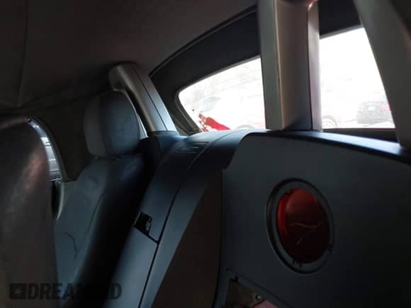 2006 BMW Z4 3.0i с VIN 4USBU335X6LW67620, выставлен на аукционе IAAI как лот 41818482 с пробегом 186 102 миль миль и . История ставок и продаж доступна на DreamBid. Изображение 8.