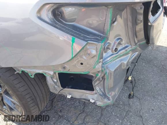 2023 BMW i4 eDrive35 с VIN WBY43AW00PFR36390, выставлен на аукционе IAAI как лот 42564732 с пробегом 14 533 миль миль и . История ставок и продаж доступна на DreamBid. Изображение 21.