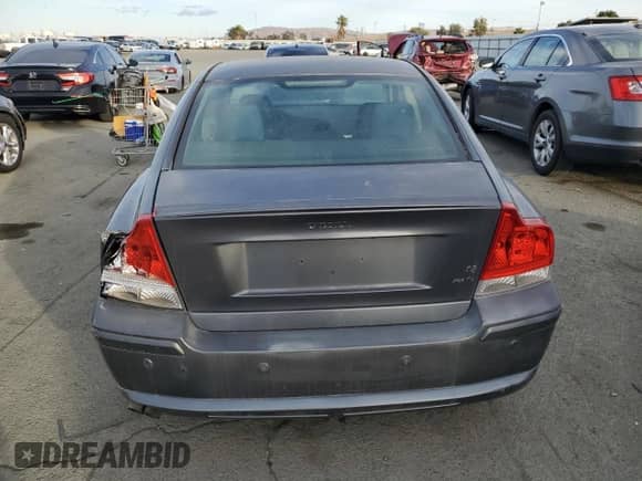 2006 Volvo S60 2.5L Turbo R с VIN YV1RH527062527406, выставлен на аукционе Copart как лот 81269984 с пробегом Не указан миль и Списание • Salvage title. История ставок и продаж доступна на DreamBid. Изображение 6.