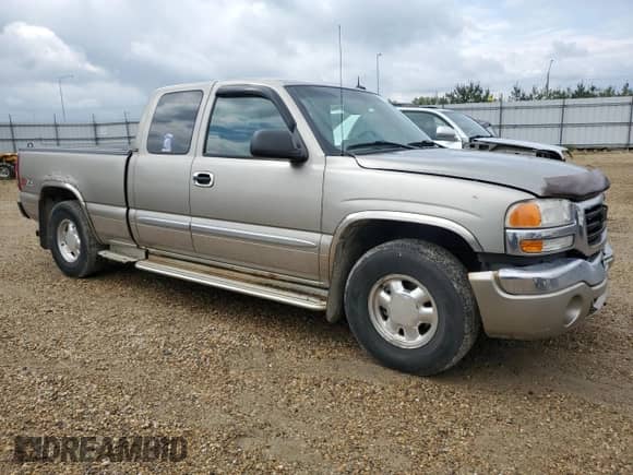 2003 GMC Sierra 1500 SLT с VIN 2GTEK19T931359648, выставлен на аукционе Copart как лот 68164465 с пробегом 269 021 миль миль и Списание • Salvage title. История ставок и продаж доступна на DreamBid. Изображение 4.