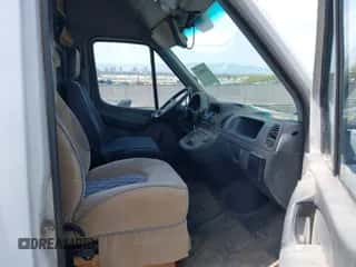 2003 Dodge Sprinter with VIN WD2YD742435553705, listed as a IAAI auction lot 41906027 with 205,987 mi miles and . Bid and sale history available at DreamBid. Image 5.