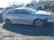 2014 Hyundai Sonata with VIN KMHEC4A42EA107635, listed as a IAAI auction lot 41883051 with 70,748 mi miles and . Bid and sale history available at DreamBid. Image 13.