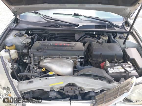 2006 Toyota Camry STD z VIN 4T1BE32K06U681347, wystawiony jako IAAI lot #42716372 z przebiegiem 237 817 mil mil oraz . Historia ofert i sprzedaży dostępna na DreamBid. Obrazek 10.