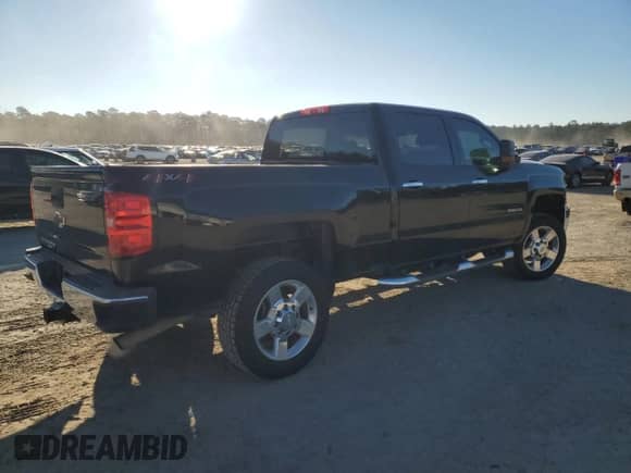 2019 Chevrolet Silverado 2500HD Work Truck z VIN 1GC1KREG9KF280820, wystawiony jako Copart lot #88048585 z przebiegiem 101 877 mil mil oraz Szkoda całkowita • Salvage title. Historia ofert i sprzedaży dostępna na DreamBid. Obrazek 3.