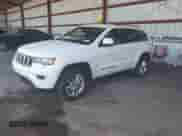 2017 Jeep Grand Cherokee Laredo z VIN 1C4RJFAG3HC841792, wystawiony jako IAAI lot #42860251 z przebiegiem 103 984 mil mil oraz . Historia ofert i sprzedaży dostępna na DreamBid. Obrazek 2.
