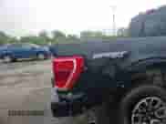 2022 Ford F-150 XL с VIN 1FTEW1EP7NKF08977, выставлен на аукционе Copart как лот 68475515 с пробегом 22 207 миль миль и На запчасти • Non repairable. История ставок и продаж доступна на DreamBid. Изображение 13.