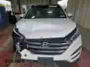 2017 Hyundai Tucson Sport с VIN KM8J3CA20HU289085, выставлен на аукционе Copart как лот 85720375 с пробегом 129 140 миль миль и Списание • Salvage title. История ставок и продаж доступна на DreamBid. Изображение 5.