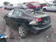 2016 Volvo S60 T5 Premier с VIN YV1612TK3G2411949, выставлен на аукционе IAAI как лот 42353357 с пробегом 152 937 миль миль и . История ставок и продаж доступна на DreamBid. Изображение 3.