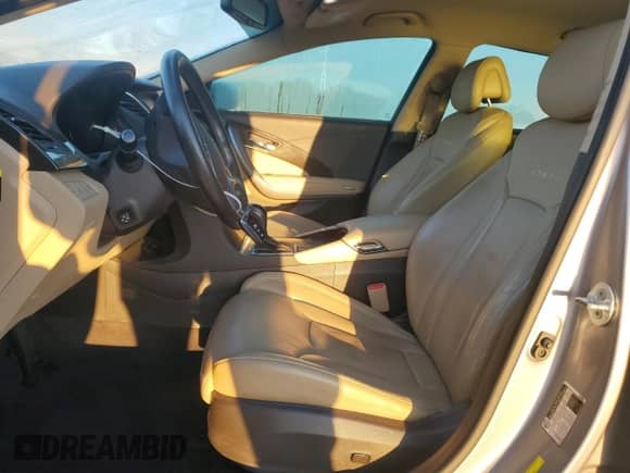 2016 Hyundai Azera с VIN KMHFG4JG8GA569641, выставлен на аукционе Copart как лот 48692095 с пробегом 81 532 миль миль и Списание • Salvage title. История ставок и продаж доступна на DreamBid. Изображение 7.