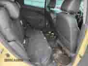 2013 Chevrolet Spark LT z VIN KL8CF6S93DC537131, wystawiony jako Copart lot #70428875 z przebiegiem 204 939 mil mil oraz Czysty tytuł • Clean title. Historia ofert i sprzedaży dostępna na DreamBid. Obrazek 10.