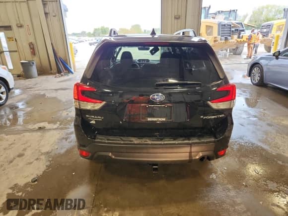 2019 Subaru Forester Limited с VIN JF2SKASC9KH581729, выставлен на аукционе Copart как лот 72030085 с пробегом 109 551 миль миль и Списание • Salvage title. История ставок и продаж доступна на DreamBid. Изображение 6.