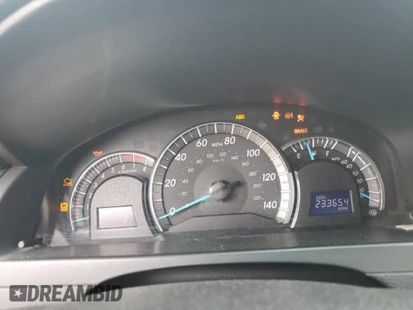 2013 Toyota Camry L с VIN 4T1BF1FK4DU294146, выставлен на аукционе Copart как лот 86050215 с пробегом 233 654 миль миль и Списание • Salvage title. История ставок и продаж доступна на DreamBid. Изображение 9.