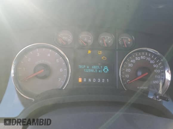 2010 Ford F-150 XL с VIN 1FTMF1C85AKE57478, выставлен на аукционе Copart как лот 82338555 с пробегом 132 598 миль миль и На запчасти • Non repairable. История ставок и продаж доступна на DreamBid. Изображение 9.