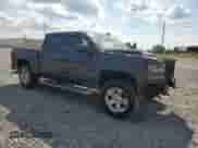 2017 Chevrolet Silverado 1500 LT z VIN 3GCUKREC1HG258005, wystawiony jako Copart lot #81037455 z przebiegiem 144 130 mil mil oraz Szkoda całkowita • Salvage title. Historia ofert i sprzedaży dostępna na DreamBid. Obrazek 4.