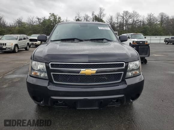 2013 Chevrolet Tahoe Commercial с VIN 1GNLC2E0XDR240173, выставлен на аукционе Copart как лот 81240315 с пробегом 137 017 миль миль и Чистый • Clean title. История ставок и продаж доступна на DreamBid. Изображение 5.