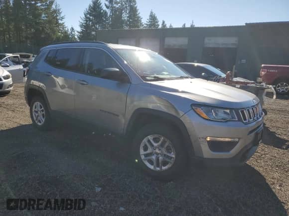 2020 Jeep Compass Sport z VIN 3C4NJDAB5LT107045, wystawiony jako Copart lot #86335665 z przebiegiem 62 880 mil mil oraz Szkoda całkowita • Salvage title. Historia ofert i sprzedaży dostępna na DreamBid. Obrazek 4.