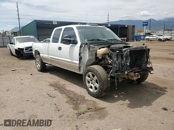 2003 GMC Sierra 1500 SLT с VIN 2GTEK19T431230068, выставлен на аукционе Copart как лот 68179495 с пробегом Не указан миль и Списание • Salvage title. История ставок и продаж доступна на DreamBid. Изображение 13.