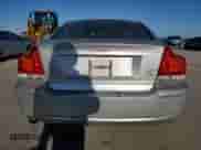 2005 Volvo S60 с VIN YV1RH592X52432120, выставлен на аукционе Copart как лот 87060804 с пробегом 126 237 миль миль и Чистый • Clean title. История ставок и продаж доступна на DreamBid. Изображение 6.
