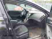 2014 Hyundai Sonata SE с VIN 5NPEC4AC9EH850233, выставлен на аукционе IAAI как лот 43020494 с пробегом 112 118 миль миль и . История ставок и продаж доступна на DreamBid. Изображение 5.