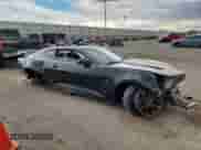 2017 Chevrolet Camaro 1SS z VIN 1G1FF1R76H0201744, wystawiony jako Copart lot #71552095 z przebiegiem Nie podano mil oraz Szkoda całkowita • Salvage title. Historia ofert i sprzedaży dostępna na DreamBid. Obrazek 4.