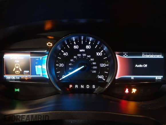 2018 Ford Explorer XLT с VIN 1FM5K7D89JGA54488, выставлен на аукционе IAAI как лот 42558280 с пробегом 56 106 миль миль и . История ставок и продаж доступна на DreamBid. Изображение 7.