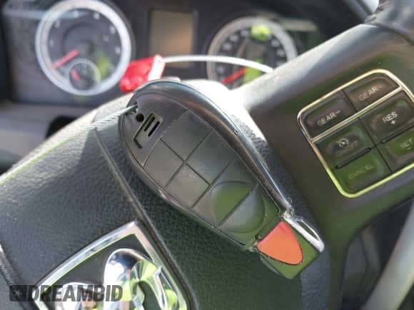 2014 Ram 1500 Lone Star с VIN 1C6RR6LT3ES113806, выставлен на аукционе IAAI как лот 42016676 с пробегом 239 273 миль миль и . История ставок и продаж доступна на DreamBid. Изображение 11.