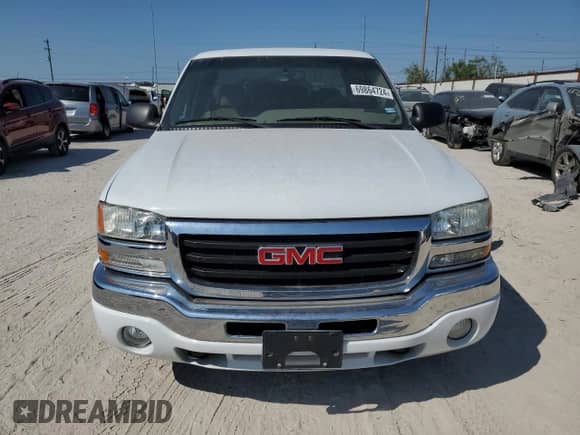 2003 GMC Sierra 1500 with VIN 2GTEC19V231322911, listed as a Copart auction lot 69864724 with 99,333 mi miles and Salvage title. Bid and sale history available at DreamBid. Image 5.