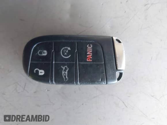 2017 Chrysler 300 C with VIN 2C3CCAEG4HH570837, listed as a IAAI auction lot 42808319 with 124,086 mi miles and . Bid and sale history available at DreamBid. Image 11.