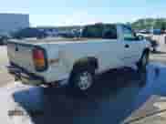 2000 GMC Sierra 1500 SLE with VIN 1GTEK14T4YE179586, listed as a IAAI auction lot 42329200 with 389,806 mi miles and . Bid and sale history available at DreamBid. Image 4.
