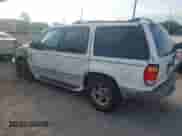 1998 Ford Explorer XLT с VIN 1FMZU32P9WZC01127, выставлен на аукционе IAAI как лот 42310558 с пробегом Не указан миль и . История ставок и продаж доступна на DreamBid. Изображение 3.