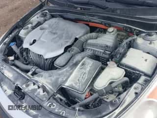 2011 Hyundai Sonata Hybrid с VIN KMHEC4A43BA005787, выставлен на аукционе IAAI как лот 43334157 с пробегом 120 805 миль миль и . История ставок и продаж доступна на DreamBid. Изображение 6.