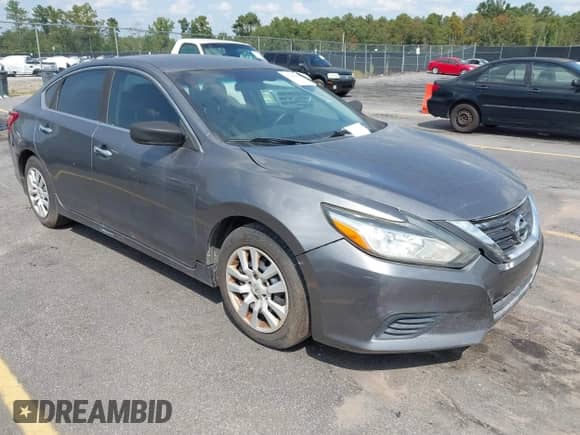 2016 Nissan Altima S with VIN 1N4AL3AP7GN390624, listed as a IAAI auction lot 43286139 with 208,951 mi miles and . Bid and sale history available at DreamBid. Image 1.