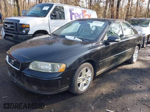 2007 Volvo S60 2.5L Turbo с VIN YV1RS592872630845, выставлен на аукционе IAAI как лот 41869502 с пробегом 74 732 миль миль и . История ставок и продаж доступна на DreamBid. Изображение 2.