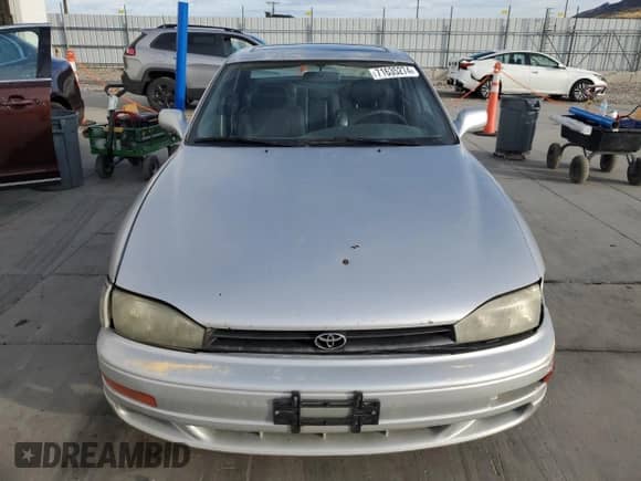 1992 Toyota Camry с VIN JT2VK13E7N0096822, выставлен на аукционе Copart как лот 71635274 с пробегом 172 511 миль миль и Списание • Salvage title. История ставок и продаж доступна на DreamBid. Изображение 5.