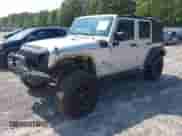 2008 Jeep Wrangler Unlimited X с VIN 1J4GB39108L550535, выставлен на аукционе IAAI как лот 43172154 с пробегом 184 101 миль миль и . История ставок и продаж доступна на DreamBid. Изображение 20.
