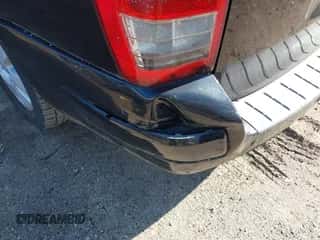 2007 Hyundai Entourage GLS с VIN KNDMC233776023101, выставлен на аукционе IAAI как лот 41704885 с пробегом 139 781 миль миль и . История ставок и продаж доступна на DreamBid. Изображение 6.