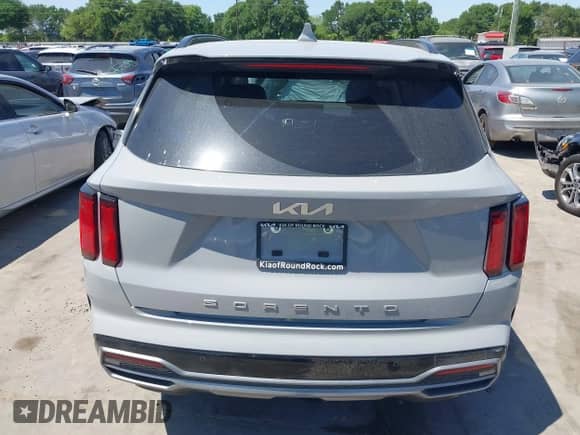 2022 Kia Sorento SX with VIN 5XYRK4LFXNG120480, listed as a IAAI auction lot 41992301 with 33,551 mi miles and . Bid and sale history available at DreamBid. Image 16.