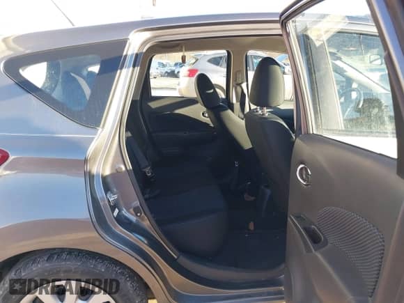 2016 Nissan Note SV z VIN 3N1CE2CP7GL351121, wystawiony jako IAAI lot #41126116 z przebiegiem 52 764 mil mil oraz . Historia ofert i sprzedaży dostępna na DreamBid. Obrazek 8.