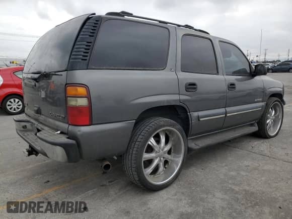 2002 Chevrolet Tahoe LS с VIN 1GNEC13VX2R232041, выставлен на аукционе Copart как лот 81682185 с пробегом Не указан миль и Чистый • Clean title. История ставок и продаж доступна на DreamBid. Изображение 3.