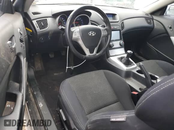 2010 Hyundai Genesis Coupe Premium с VIN KMHHT6KD1AU005307, выставлен на аукционе Copart как лот 43138695 с пробегом 150 061 миль миль и Списание • Salvage title. История ставок и продаж доступна на DreamBid. Изображение 8.