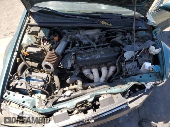 1992 Honda Accord с VIN JHMCB7678NC008016, выставлен на аукционе Copart как лот 66126245 с пробегом 245 533 миль миль и Списание • Salvage title. История ставок и продаж доступна на DreamBid. Изображение 11.