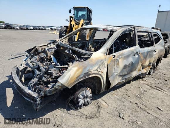 2022 Subaru Ascent Limited с VIN 4S4WMAPD5N3441282, выставлен на аукционе Copart как лот 64870975 с пробегом Не указан миль и На запчасти • Non repairable. История ставок и продаж доступна на DreamBid. Изображение 1.