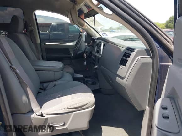 2007 Dodge 1500 SLT with VIN 1D7HA18237J578812, listed as a IAAI auction lot 42443211 with 208,646 mi miles and . Bid and sale history available at DreamBid. Image 5.