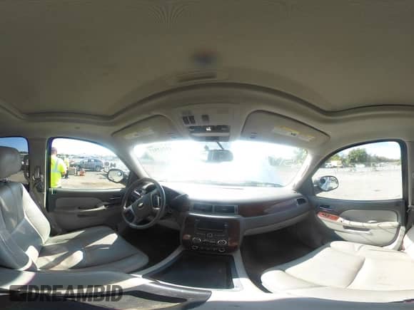 2012 Chevrolet Tahoe LT с VIN 1GNSKBE09CR292066, выставлен на аукционе IAAI как лот 43212517 с пробегом 157 174 миль миль и . История ставок и продаж доступна на DreamBid. Изображение 18.