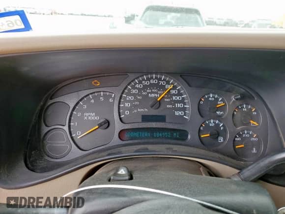 2004 Chevrolet Silverado 1500 Work Truck with VIN 2GCEC19V641173274, listed as a Copart auction lot 70104735 with 184,952 mi miles and Salvage title. Bid and sale history available at DreamBid. Image 9.