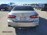 2019 Toyota Camry SE z VIN 4T1B11HK3KU268503, wystawiony jako Copart lot #71220275 z przebiegiem 105 038 mil mil oraz Szkoda całkowita • Salvage title. Historia ofert i sprzedaży dostępna na DreamBid. Obrazek 6.