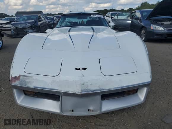 1982 Chevrolet Corvette с VIN 1G1AY8788C5113248, выставлен на аукционе Copart как лот 80637665 с пробегом Не указан миль и Чистый • Clean title. История ставок и продаж доступна на DreamBid. Изображение 5.