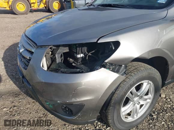 2012 Hyundai Santa Fe GLS с VIN 5XYZG3AB5CG107760, выставлен на аукционе IAAI как лот 43467263 с пробегом 135 911 миль миль и . История ставок и продаж доступна на DreamBid. Изображение 6.